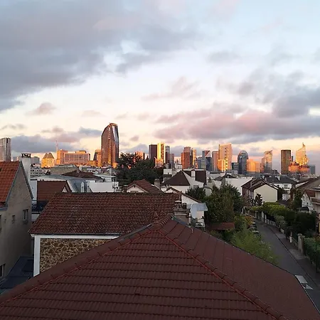Charmant Duplex Avec Terrasse Ideal Pour Profiter Des Jo ! * Suresnes
